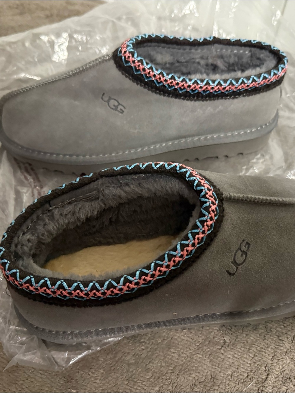 UGG Women’s Gray Slip-On Shearling Slippers with Pink & Blue Braid